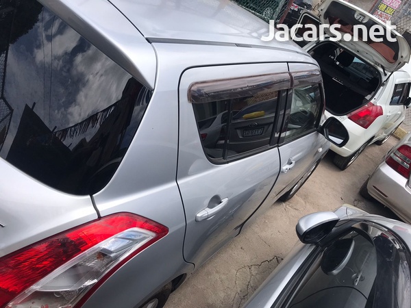 Suzuki Swift 1,3L 2012-4