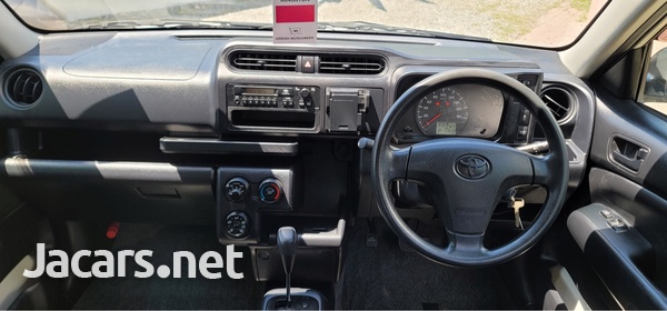Toyota Probox 1,5L 2017-7
