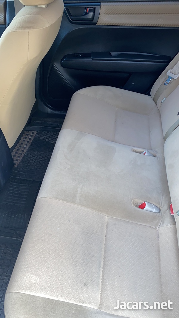 Toyota Axio 1,5L 2015-1