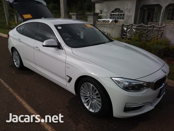 BMW 3-Series 3,0L 2013-8