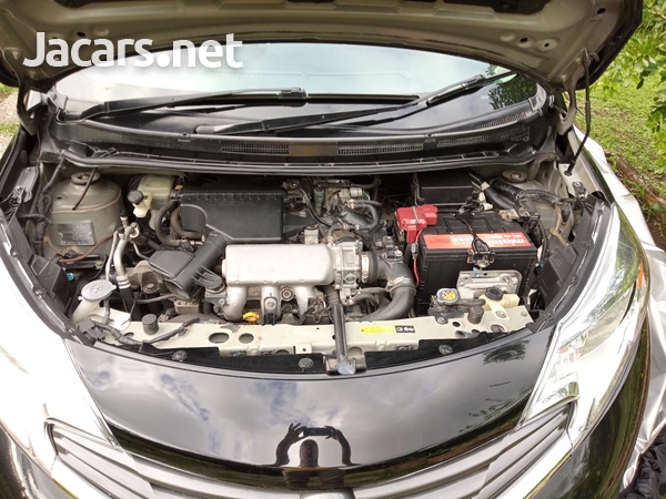 Nissan Versa 1,3L 2013-6