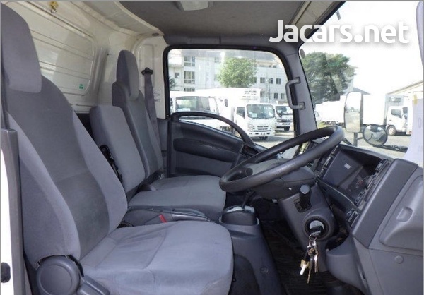 2017 ISUZU ELF-10