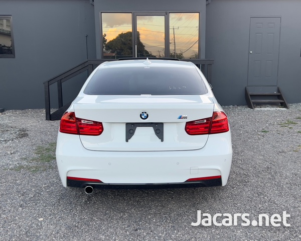 BMW 3-Series 2,0L 2014-4