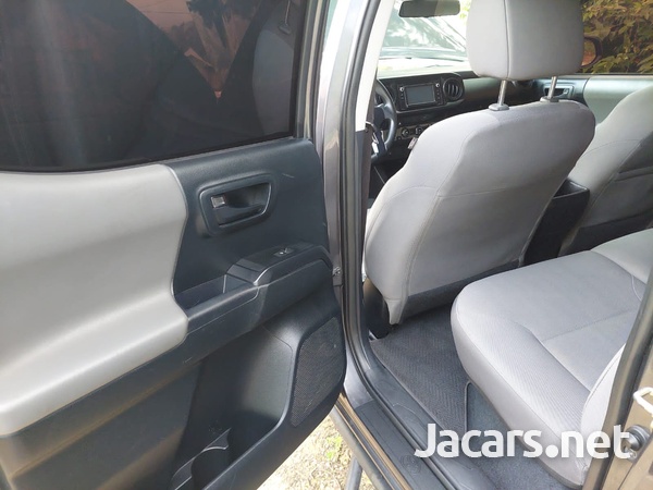 Toyota Tacoma 3,0L 2016-14