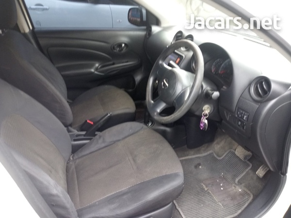 Nissan Latio 1,3L 2013-8