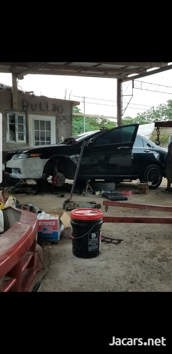 Honda Accord 2,4L 2004-1
