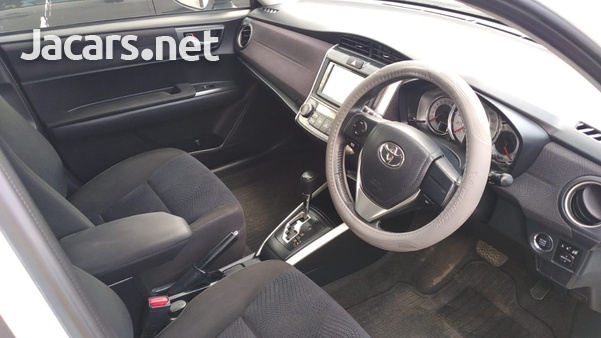Toyota Fielder 1,8L 2013-8