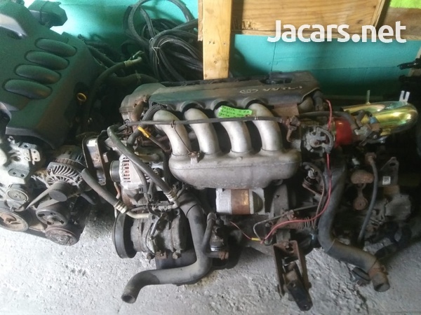 Toyota 2zz engine complete with gear box shifter and axle-3