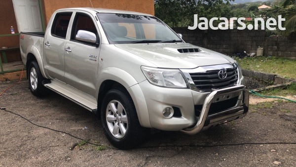 Toyota Hilux 3,0L 2011-1