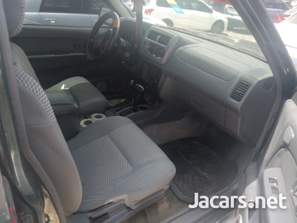 Nissan Frontier 3,0L 2000-4