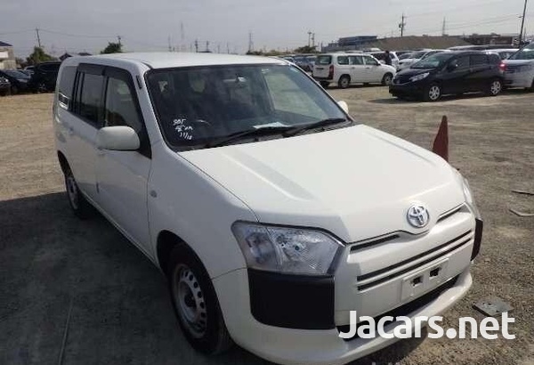 Toyota Probox 1,5L 2016-1