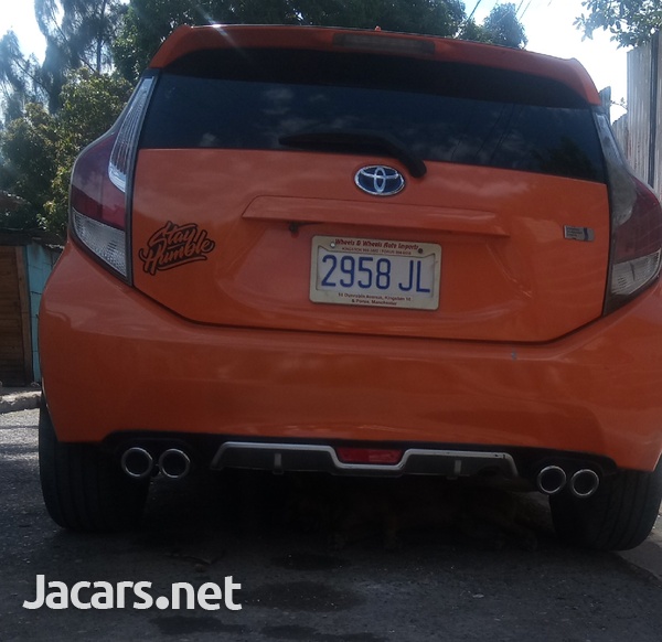 Toyota Aqua 1,2L 2015-8