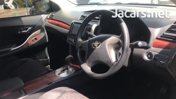 Toyota Allion 1,8L 2010-6