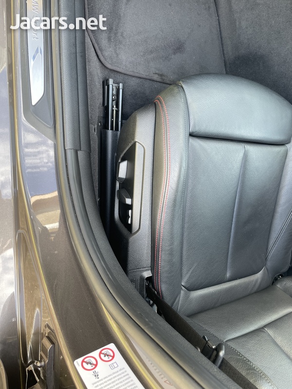 BMW 3-Series 1,6L 2013-10