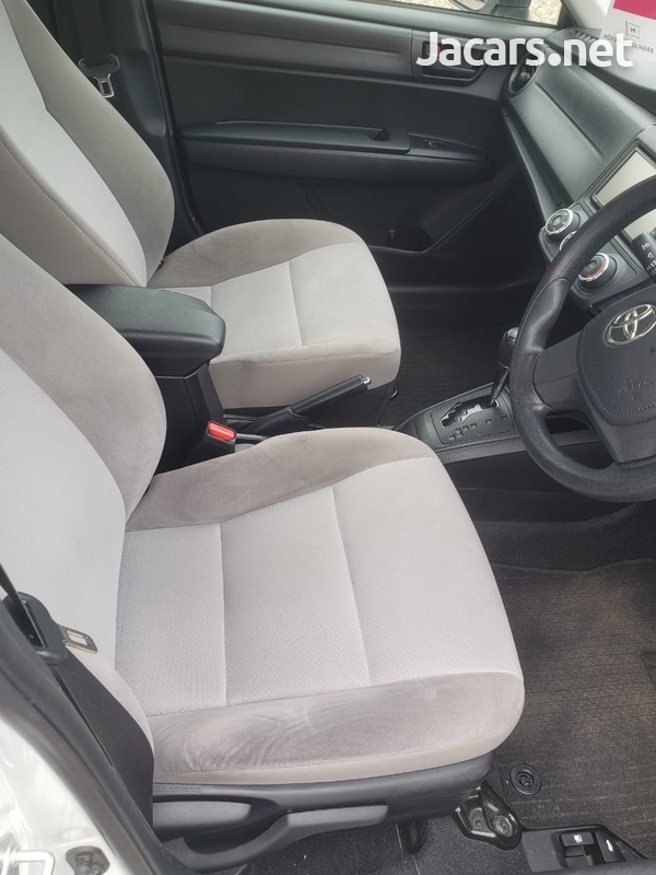 Toyota Axio 1,5L 2017-6