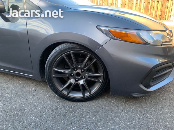 Honda Civic 1,8L 2015-3