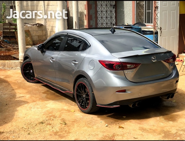 Mazda 3 1,5L 2015-8