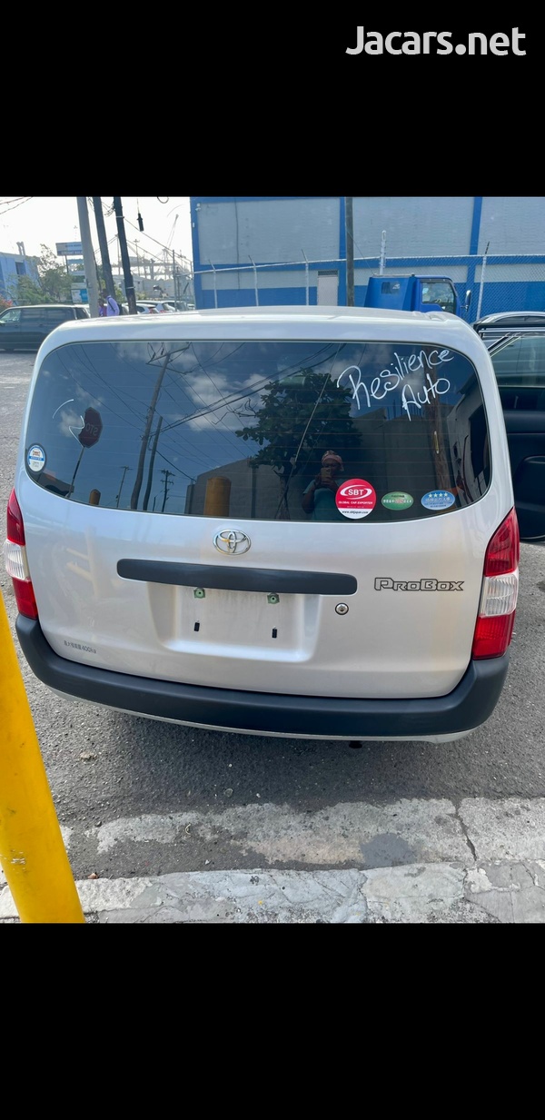 Toyota Probox 1,5L 2017-1