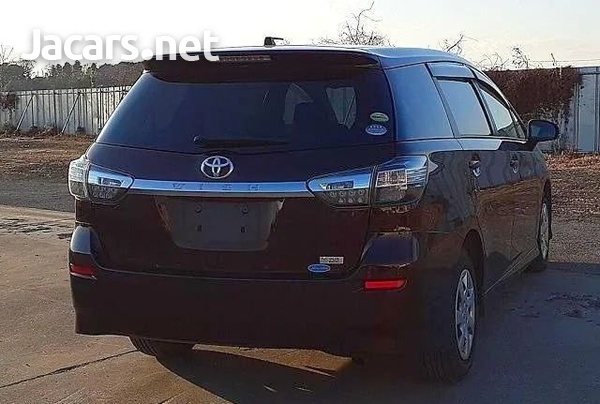 Toyota Wish 1,8L 2013-3