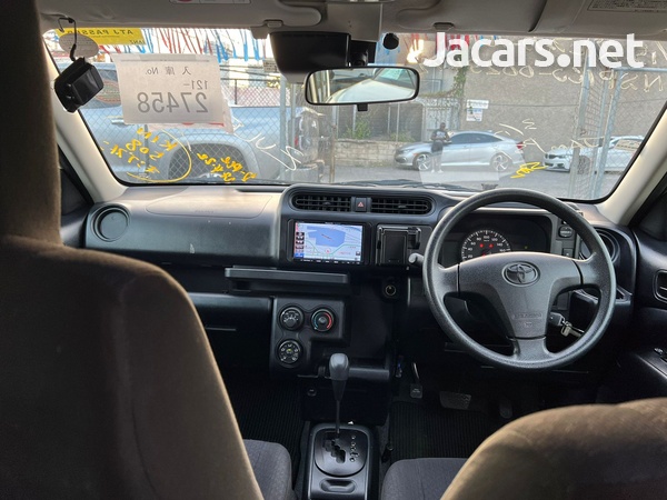 Toyota Probox 1,5L 2017-4