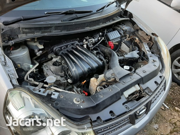 Nissan Wingroad 1,5L 2012-9