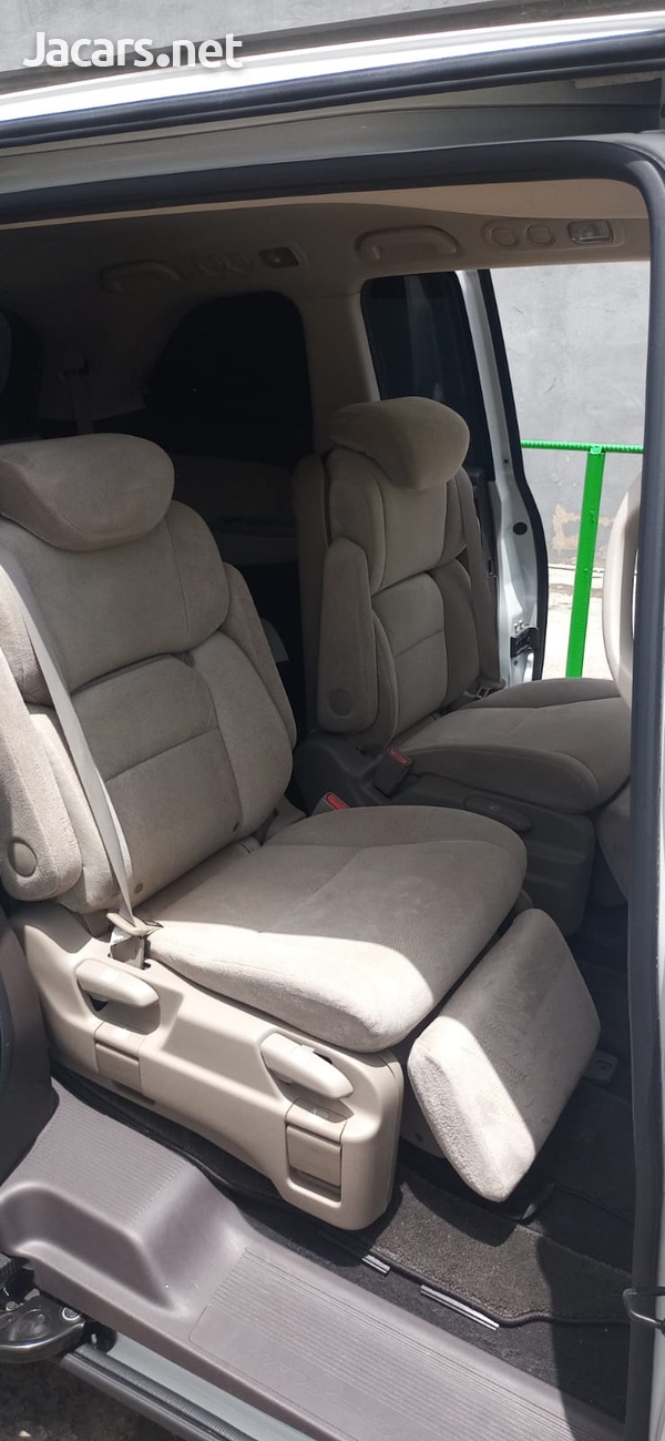 Honda Odyssey 1,8L 2014-8