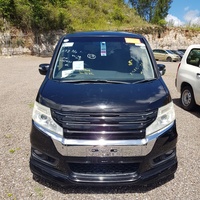 Honda Stepwgn Spada 2,0L 2014 Honda Stepwgn Spada 2,0L 2014
