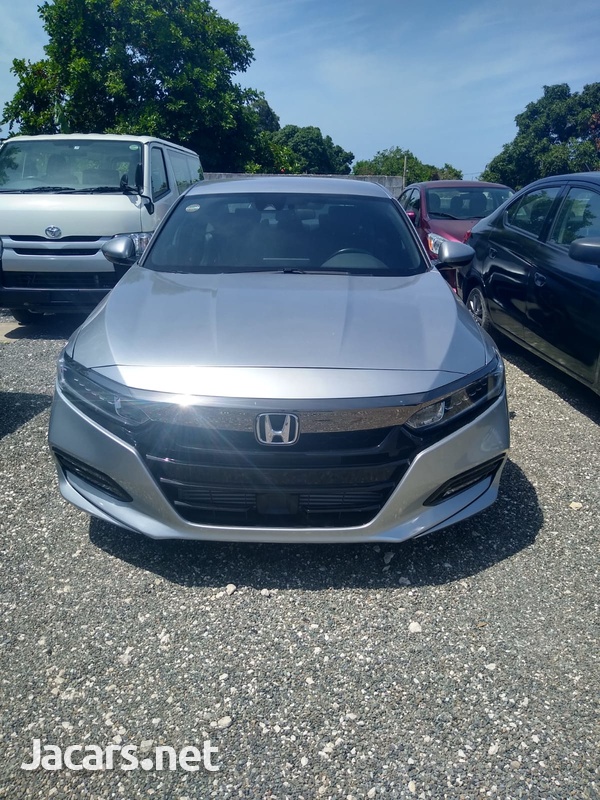 Honda Accord 1,5L 2020-1