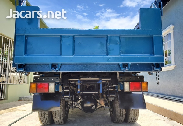 Tipper trucks-4