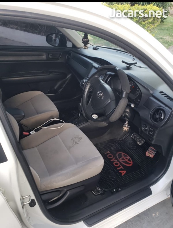 Toyota Axio 1,5L 2016-6