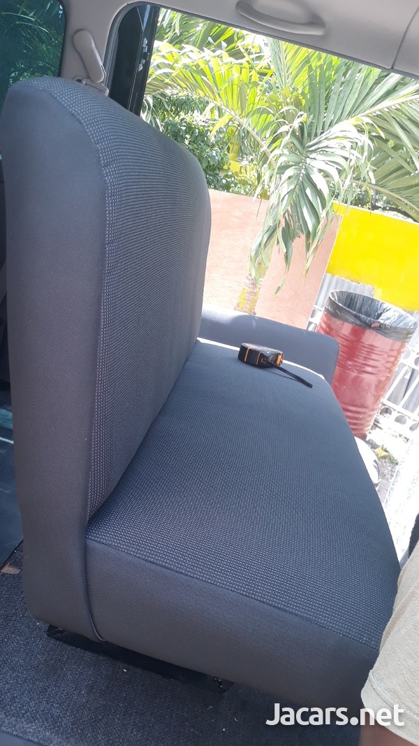 CUSTOM MADE BUS SEATS FOR TOYOTA HIACE,CARAVAN,COASTER.CONTACT 8762921460-3