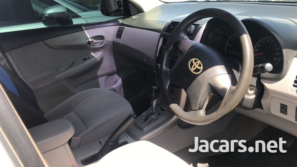 Toyota Axio 1,5L 2010-7