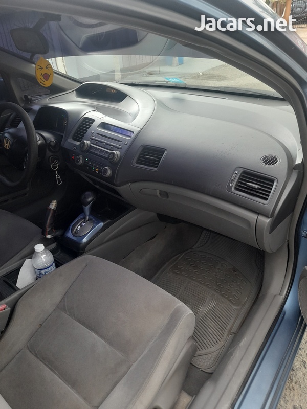Honda Civic 1,8L 2006-3