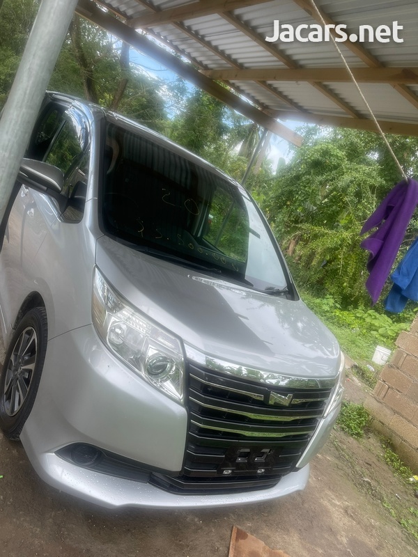 2016 Toyota Noah-5