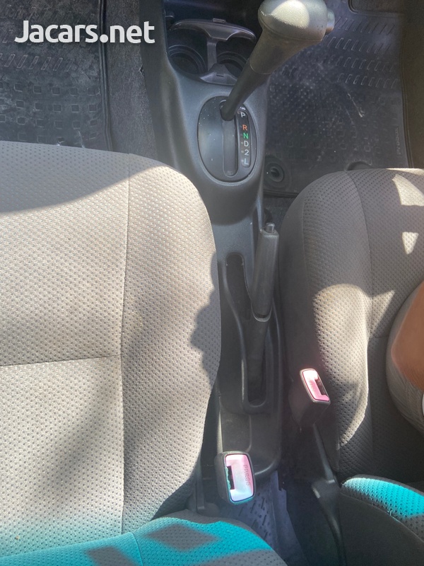Toyota Probox 1,5L 2014-5