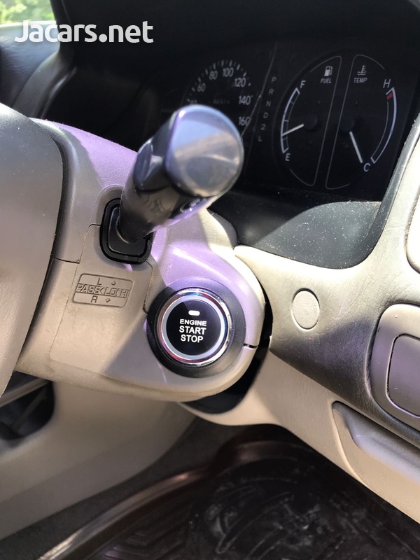 Toyota Corolla 1,5L 2000-6