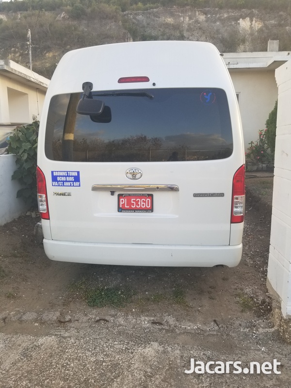 Toyota Hiace 2,7L 2016-3