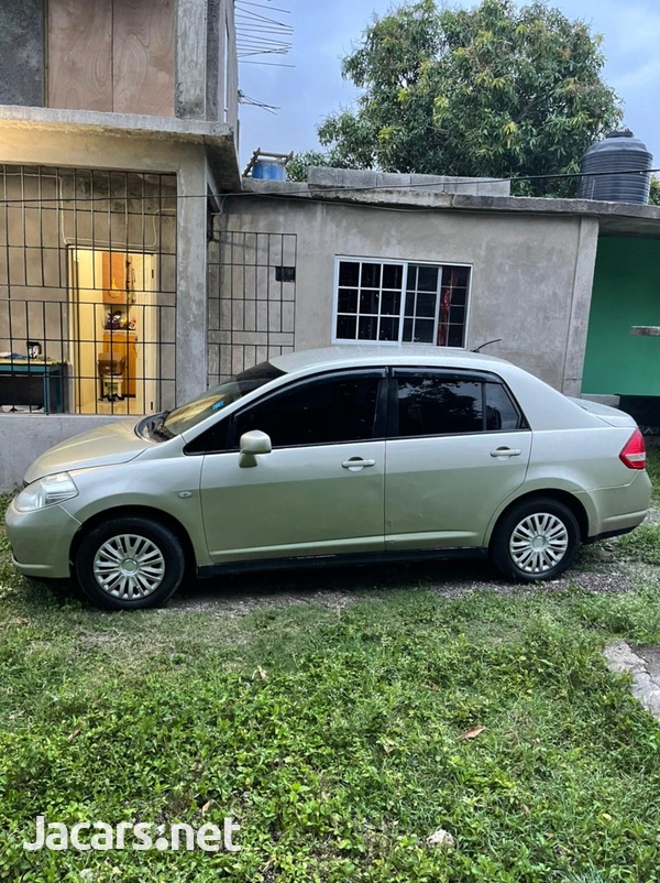 Nissan Tiida 1,5L 2007-3