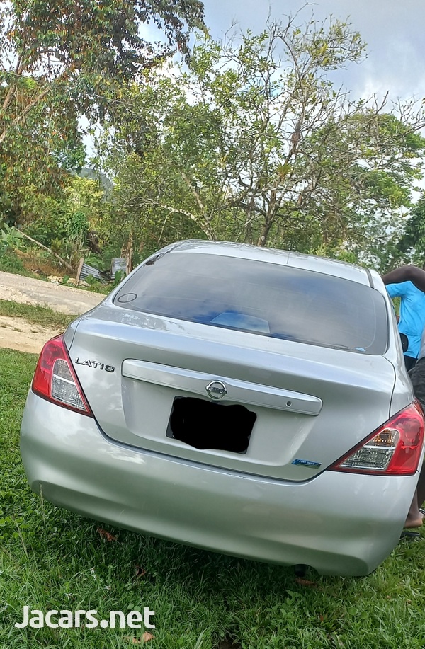 Nissan Latio 1,2L 2014-3