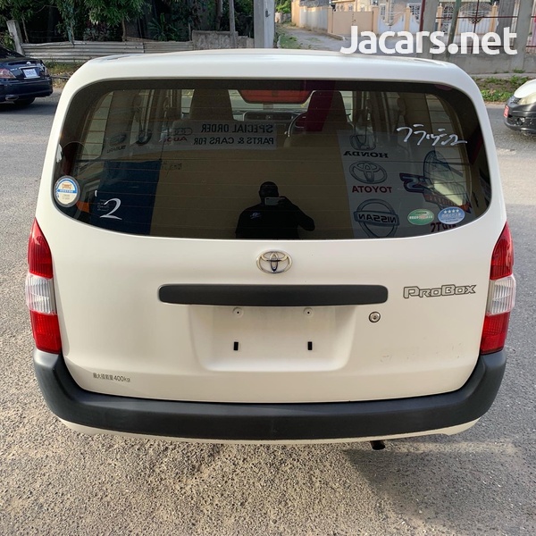 Toyota Probox 1,3L 2017-5
