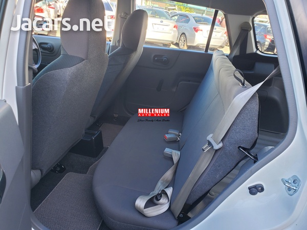 Nissan AD Wagon 1,5L 2017-7