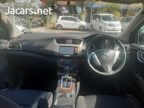 Nissan Sylphy 2,0L 2013-5