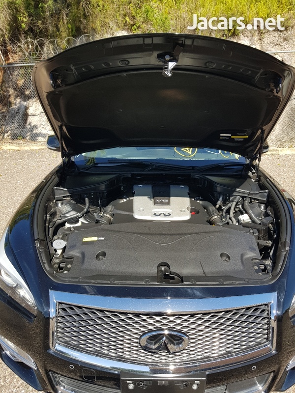 Nissan Fuga 2,5L 2016-10