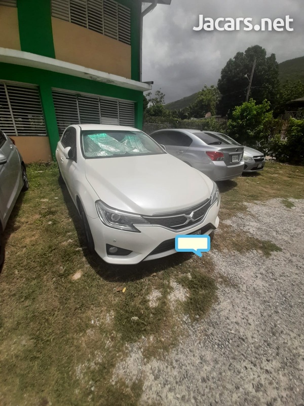 Toyota Mark X 2,5L 2014-1