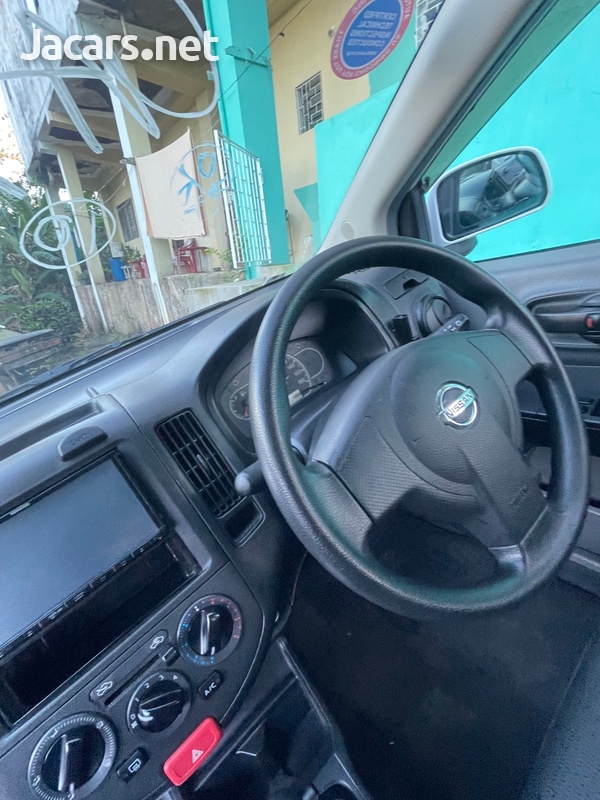 Nissan AD Wagon 1,5L 2017-6