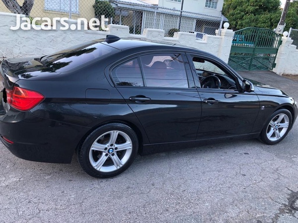 BMW 3-Series 1,6L 2013-5