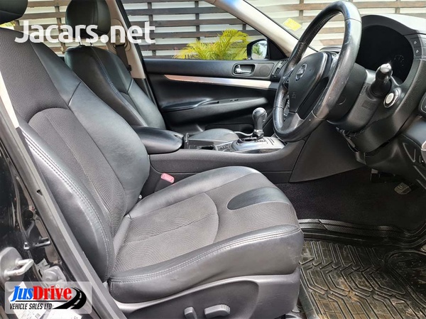 Nissan Skyline 2,5L 2012-8