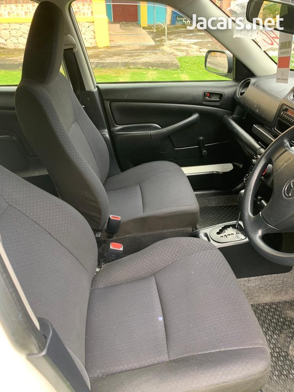 Toyota Probox 1,5L 2016-7