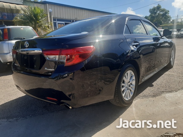 Toyota Mark X 2,5L 2014-3