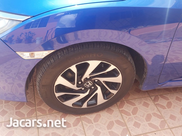 Honda Civic 1,8L 2016-9